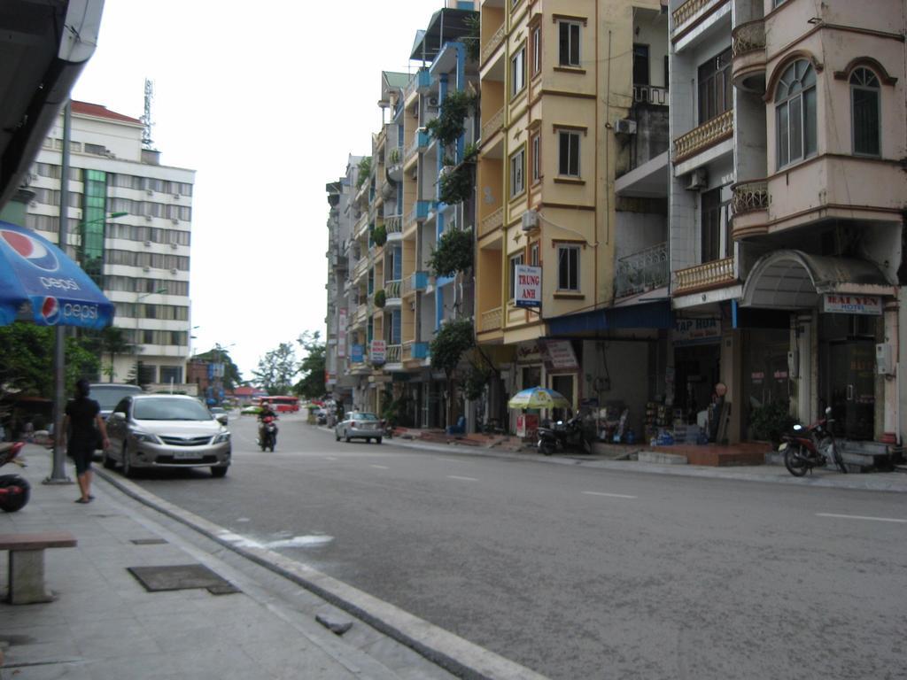 Ho Tay Hotel Hạ Long Extérieur photo
